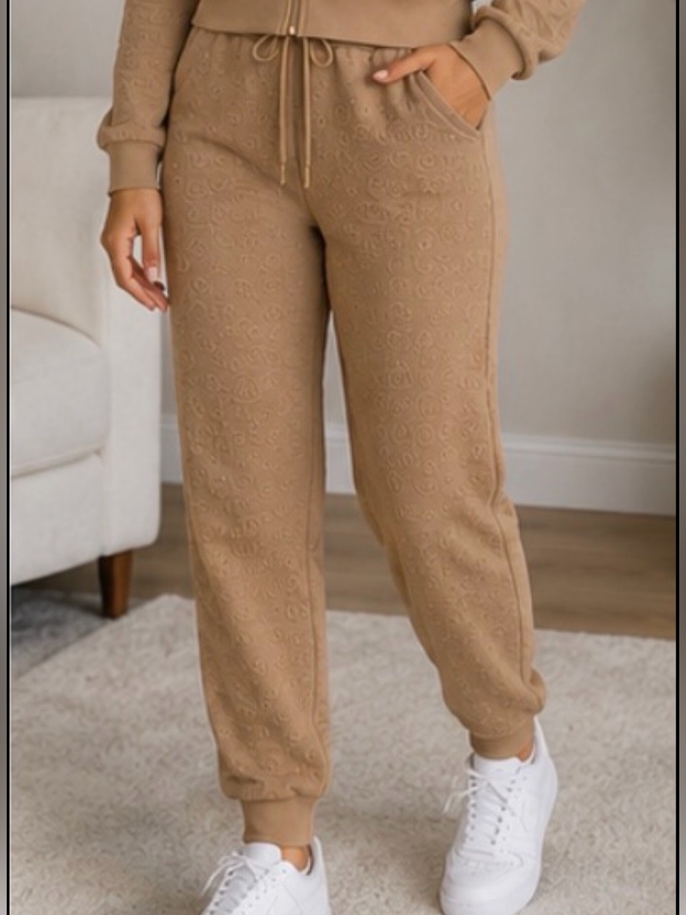 Michael Kors Logo Jogger Sweatpants – Size M